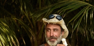 Isola dei Famosi 2017, Raz Degan sfida e provoca Giulio Base Isola, Isola dei famosi, isola 2017, Isola dei famosi 2017, Raz Degan, Giulio Base,