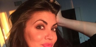 Flora Canto a due mesi dal parto lancia una sfida: il gossip di oggi!