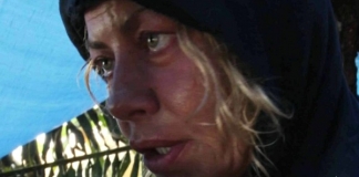 Isola dei famosi 2017 ultime notizie: la proposta shock di Eva Grimaldi Eva Grimaldi, isola, isola dei famosi, isola dei famosi 2017, ultime notizie,