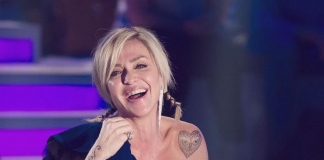 Notizie gossip, Paola Barale a Verissimo: “Raz è uno che va troppo veloce”
