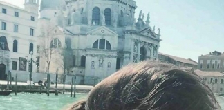 Compleanno in gondola per Simona Ventura: il gossip da Venezia!