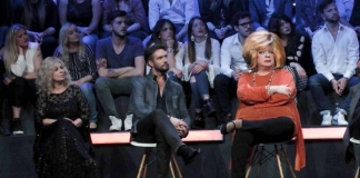 Tina Cipollari perde completamente le staffe: Tina Cipollari’s style!! Tina Cipollari, Tina Cipollari selfie, gossip tv, Tina Cipollari's style,