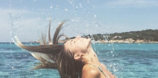 Nina Senicar in bikini estate 2017 in Sardegna: il commento della Canalis Nina Senicar
