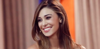 Gossip Selfie, Belen Rodriguez, il particolare sotto il vestito non sfugge Belen Rodriguez, Belen, Belen Selfie, Gossip, Gossip News, Notizie Gossip, Ultime Notizie Gossip, Gossip TV,