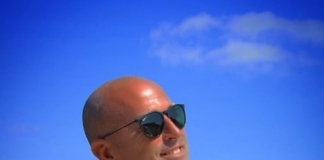 Stefano Bettarini ce l’ha fatta a sorridere: il gossip con Nicoletta Larini bettarini, stefano bettarini, Stefano Bettarini fidanzata, fidanzata, Nicoletta Larini, gossip, news,