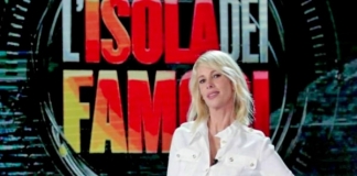 Isola dei Famosi: corteggiatore gay tra i concorrenti partecipanti isola dei famosi 2018, news, cast, naufraghi, concorrenti, concorrenti ufficiali, partecipanti, nomi, rita rusic, iva zanicchi, alessia marcuzzi, alessia fabiani, tini cansino, francesca cipriani, giorgio manetti, mario serpa, iva zanicchi, daniele bossari, mara venier,