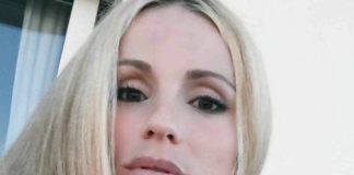 Doccia fredda per Michelle Hunziker in vacanza: così si schiarisce le idee Michelle Hunziker,news,Michelle Hunziker,notizie,gossip,gossip news,notizie gossip,news gossip,