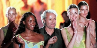 Gianni Versace, Leggenda: il ricordo di Naomi 20 anni dopo l’omicidio Gianni Versace, omicidio, Naomi Campbell, ultima ora, ultime notizie,