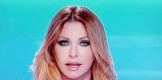 Gossip, vacanze vip, Paola Ferrari in bikini alle Eolie: ma lui chi è? Gossip,vacanze vip,Paola Ferrari,bikini,costume,Eolie,Paola Ferrari,presentatrici,sportive,giornaliste,gossip news,news gossip,gossipnews,notizie gossip,