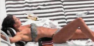 Gossip show di Elisabetta Gregoraci imita Cecilia Rodriguez con la doccia Elisabetta Gregoraci, gossip, gossip news, cambio di look, anna tatangelo,