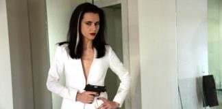Nella fiction Le tre rose di Eva 4, Anna Favella è Cristina Roental fiction, Le tre rose di Eva, Anna Favella, Cristina Roental, segno zodiacale, vita privata, età, anni, fidanzata,