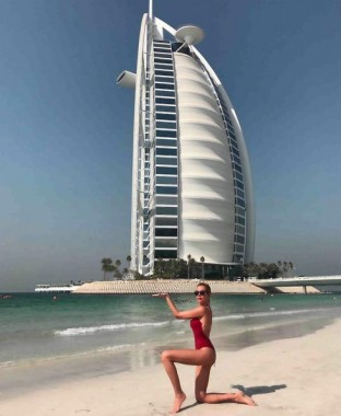 Alessia Marcuzzi news, a Dubai per il 45° compleanno e Halloween
