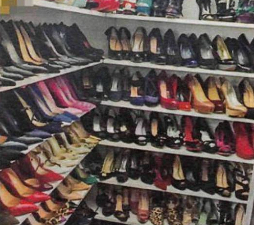 Barbara D'Urso, collezione di scarpe, scarpe, paia di scarpe, 