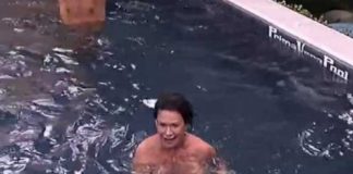 Halloween GF VIP: Corinne Clery esce le zucche in piscina Halloween GF VIP: Corinne Clery esce le zucche in piscina