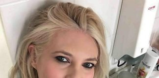 Eleonora Daniele incinta a 43 anni mostra il pancione: ultime news sulla gravidanza Eleonora Daniele incinta a 43 anni mostra il pancione: ultime news sulla gravidanza
