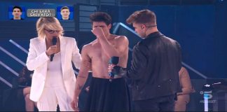Javier si sente male: panico durante la seconda puntata del serale di Amici 2020 Javier si sente male durante la seconda puntata del serale di Amici 2020 javier serale amici