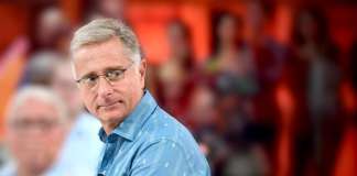 Avanti Un Altro sospeso Paolo Bonolis si arrabbia e tuona da Instagram