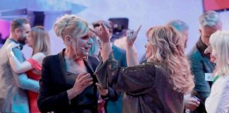 UeD NEWS – Tina contro Gemma: la vamp sferra l’ultimo colpo alla sua storica rivale! UeD NEWS - Tina contro Gemma: la vamp sferra l'ultimo colpo alla sua storica rivale! UeD,
