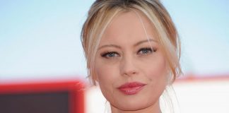 Tanti auguri all’attrice Anna Falchi che oggi compie 48 anni anna falchi