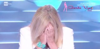 Mara Venier, scoppia a piangere nella puntata di Pasqua a Domenica In Mara Venier, scoppiata in lacrime, Domenica In,