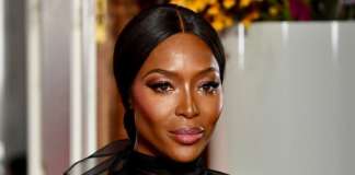 Buon Compleanno a Naomi Campbell che compie 50 anni in pieno splendore