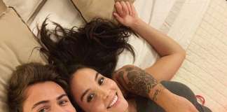 «Paola Di Benedetto e Federico» insieme: lo scatto piace ai fan Paola Di Benedetto e Federico