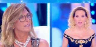 Roberta Beta tradita torna single: “È arrivato un messaggio da una donna” Roberta Beta, Roberta Beta tradita, Roberta Beta single,