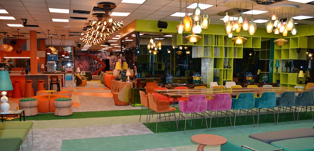 Covid al Grande Fratello Vip. Salgono a 5 i postivi al test coronavirus Covid-19