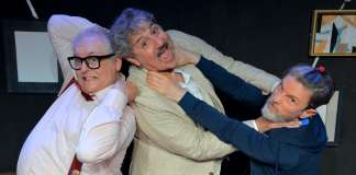 Teatro Roma “Sotto lo stesso tetto” con Massimiliano Buzzanca Teatro Roma "Sotto lo stesso tetto” con Massimiliano Buzzanca