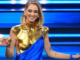 Di chi sono i vestiti e collana di Chiara Ferragni alla finale di Sanremo 2023?