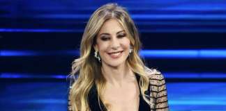 Di chi sono i vestiti indossati da Francesca Fagnani a Sanremo 2023? Di chi sono i vestiti indossati da Francesca Fagnani a Sanremo 2023?