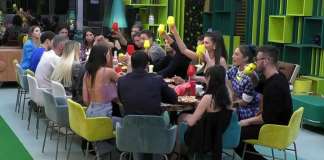 Gf Vip: Spinalbese, Oriana, Nikita e Antonella tengono il banco Gf Vip: Spinalbese, Oriana, Nikita e Antonella tengono il banco