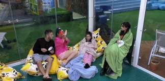 Gf Vip: Nikita gestaccio della croce vs Oriana, Fiordelisi “Maleducata” Gf Vip: Nikita gestaccio di disprezzo vs Oriana, Fiordelisi “maleducata”